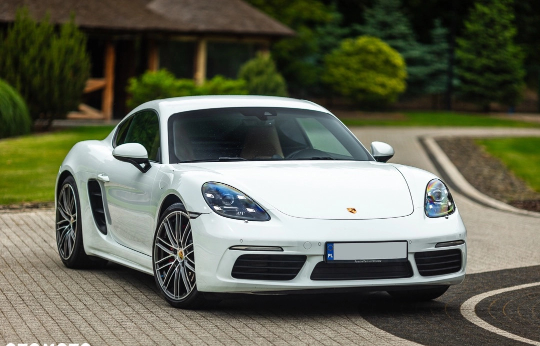 Porsche 718 Cayman cena 355000 przebieg: 15000, rok produkcji 2018 z Pruszcz Gdański małe 742